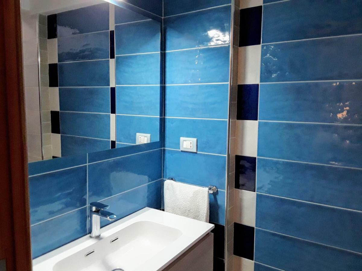 مبيت وإفطار ميلاتسو La Riviera المظهر الخارجي الصورة